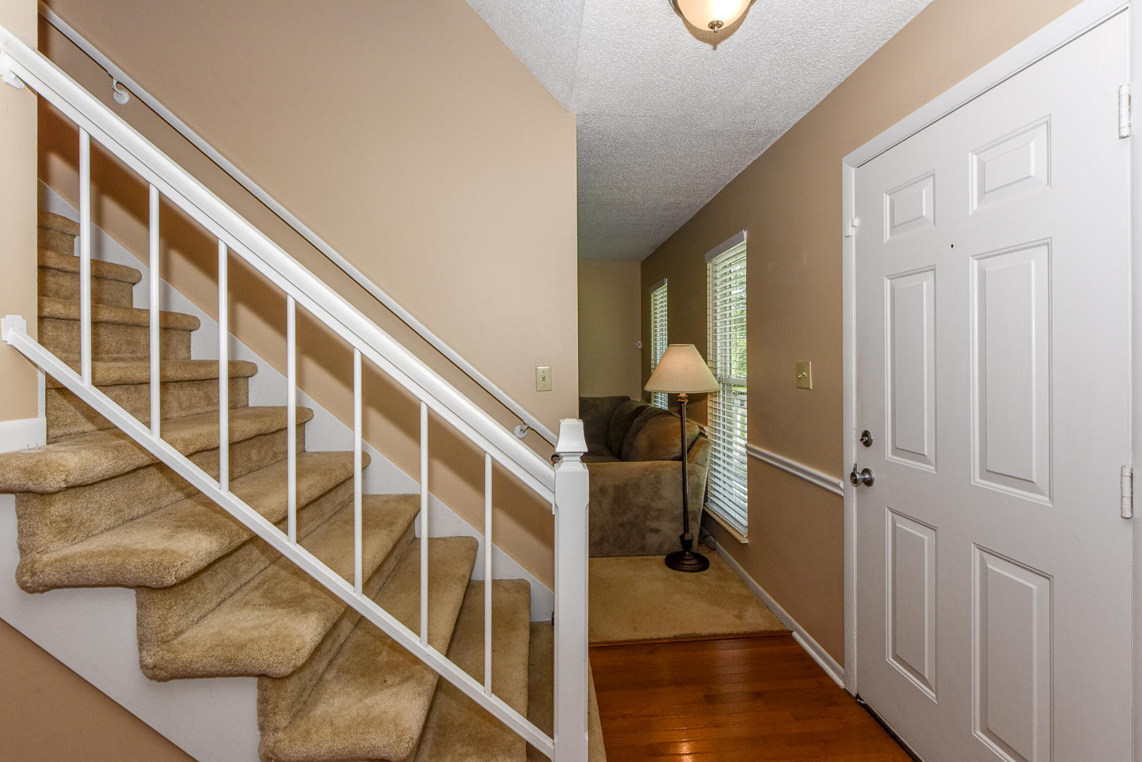 9025 Colchester Ridge Road Knoxville, TN 37922 - Photo 10 of 36 FOYER TO FAMILY ROOM