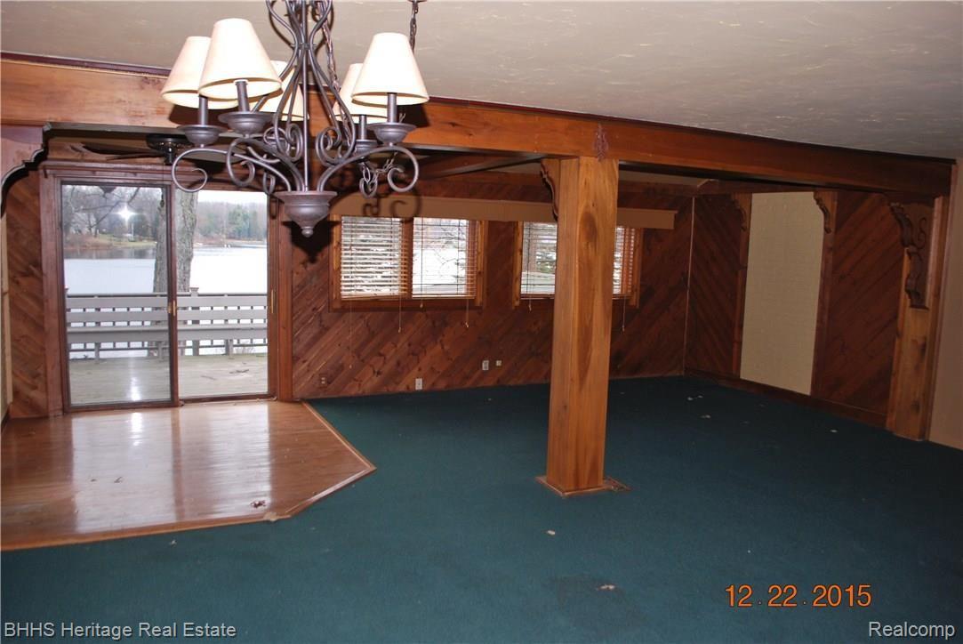 2671 Fry Road Highland, MI 48357 - Photo 37 of 38 week2_947.JPG