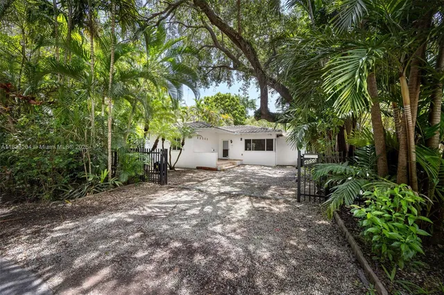 $1,617,000 | 4050 Loquat Avenue, Coconut Grove, FL 33133