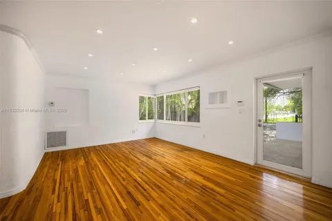 $1,750,000 | 4050 Loquat Avenue, Coconut Grove, FL 33133