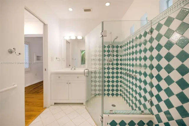 $1,617,000 | 4050 Loquat Avenue, Coconut Grove, FL 33133