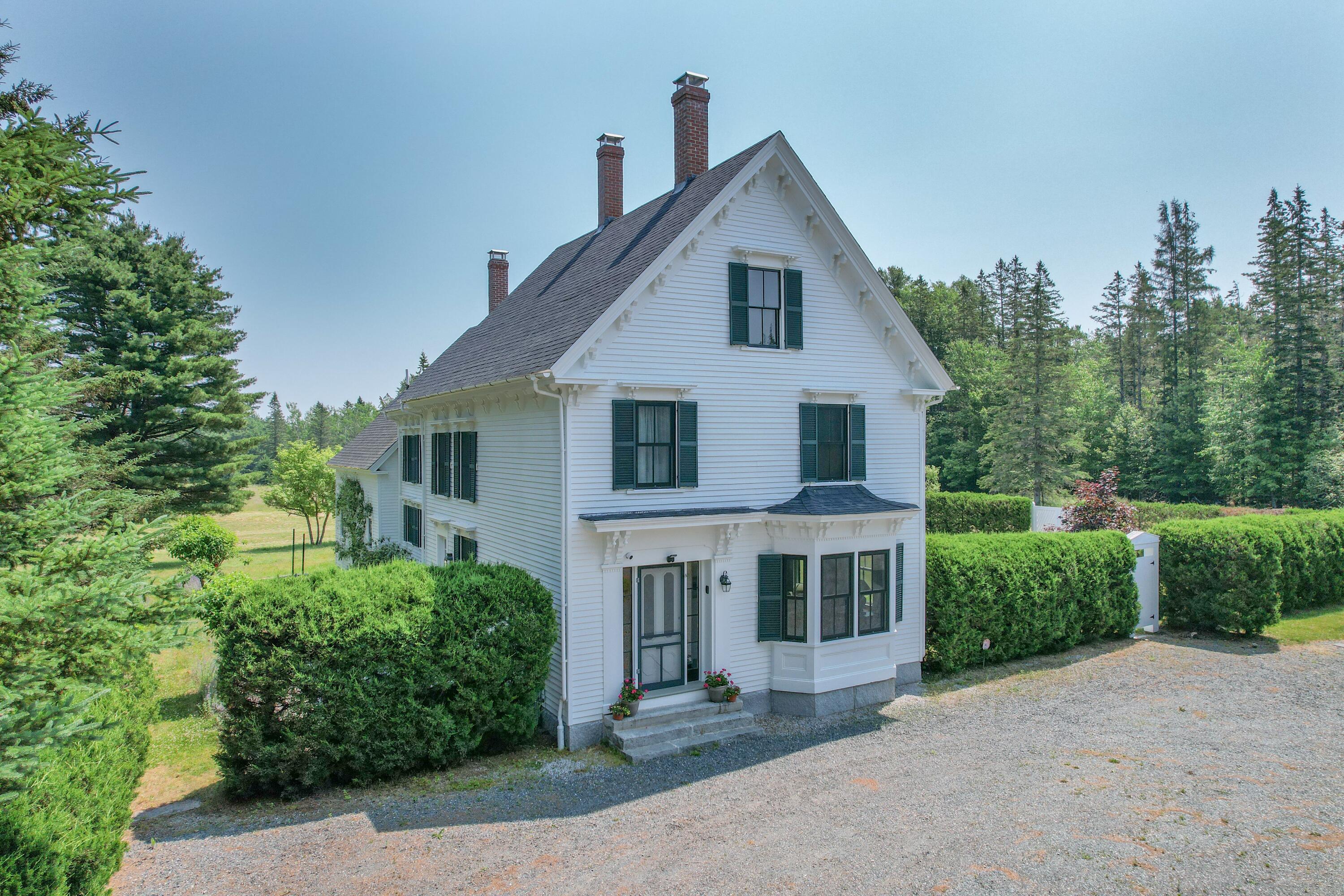 384 Point Road Hancock, ME 04640 - Photo 49 of 70 Front entry of house.