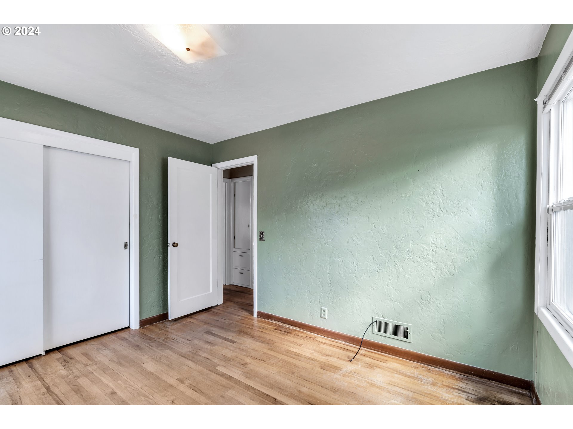 636 Northeast 71st Avenue Portland, OR 97213 - Photo 14 of 31