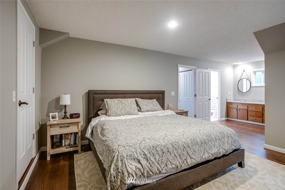 21706 4th Avenue Southeast Bothell, WA 98021 - Photo 16 of 24