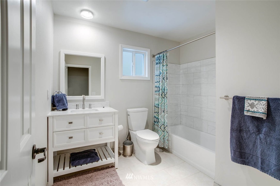 21706 4th Avenue Southeast Bothell, WA 98021 - Photo 19 of 24
