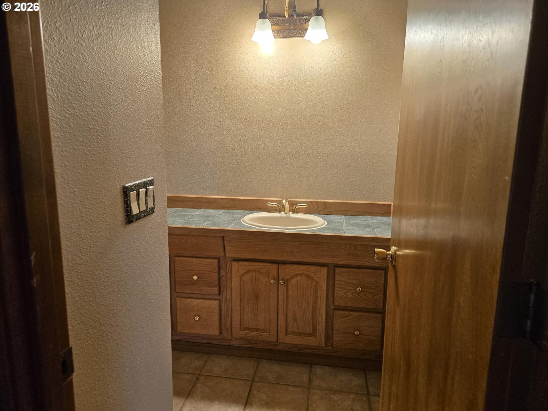8377 Southeast Regner Road Gresham, OR 97080 - Photo 26 of 43 Bathroom