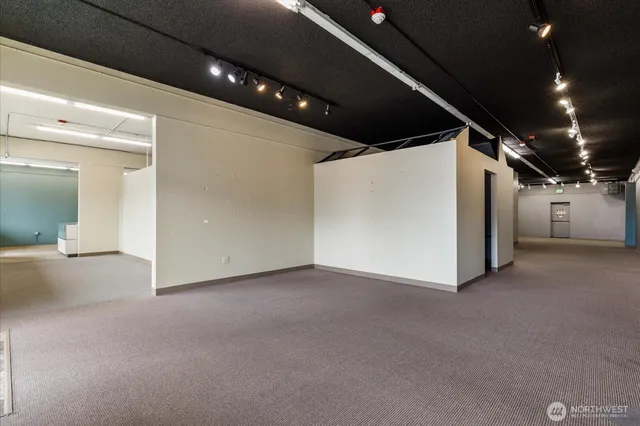 $6,000 | 270 Southeast Pioneer Way, Oak Harbor, WA 98277