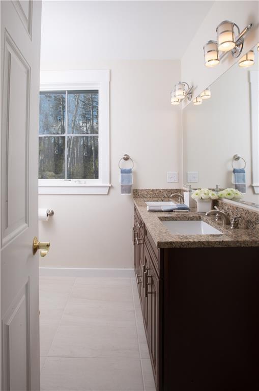 14 Eagle Point Road, Unit 12 Lincolnville, ME 04849 - Photo 11 of 24 Photo