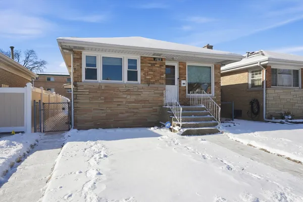 $320,000 | 1822 North 18th Avenue, Melrose Park, IL 60160