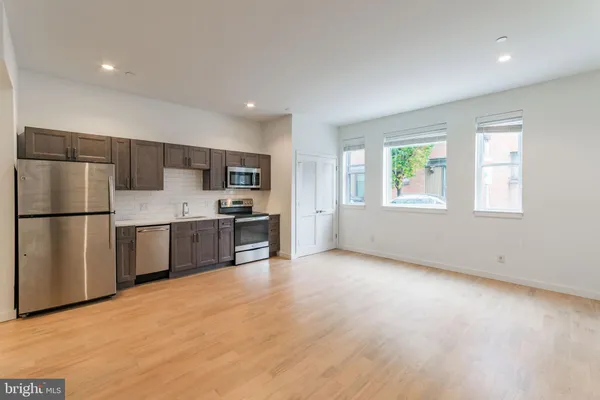 $1,370 | 507 South 8th Street, Unit 102, Philadelphia, PA 19147