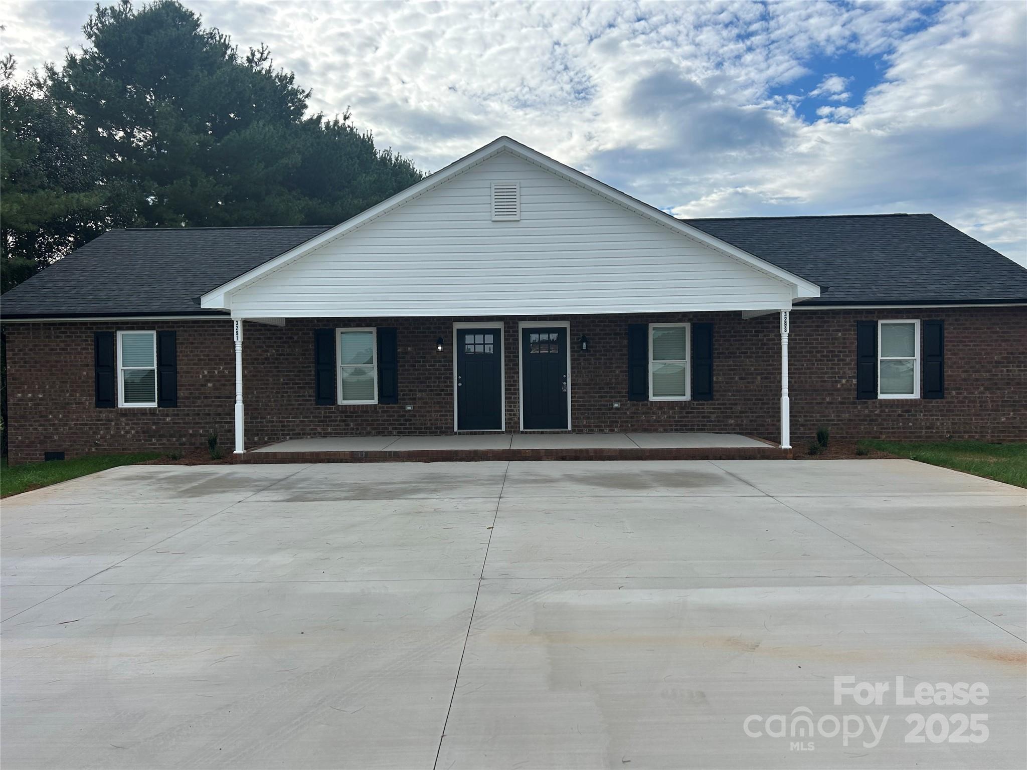 3299 Paul Elmore Road Lincolnton, NC 28092 - Photo 1 of 14 a house with a outdoor space