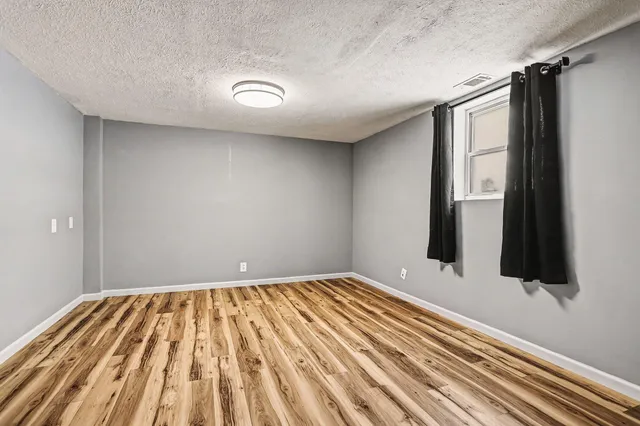 $209,900 | 2316 Fair Oaks Drive East, Niles, MI 49120