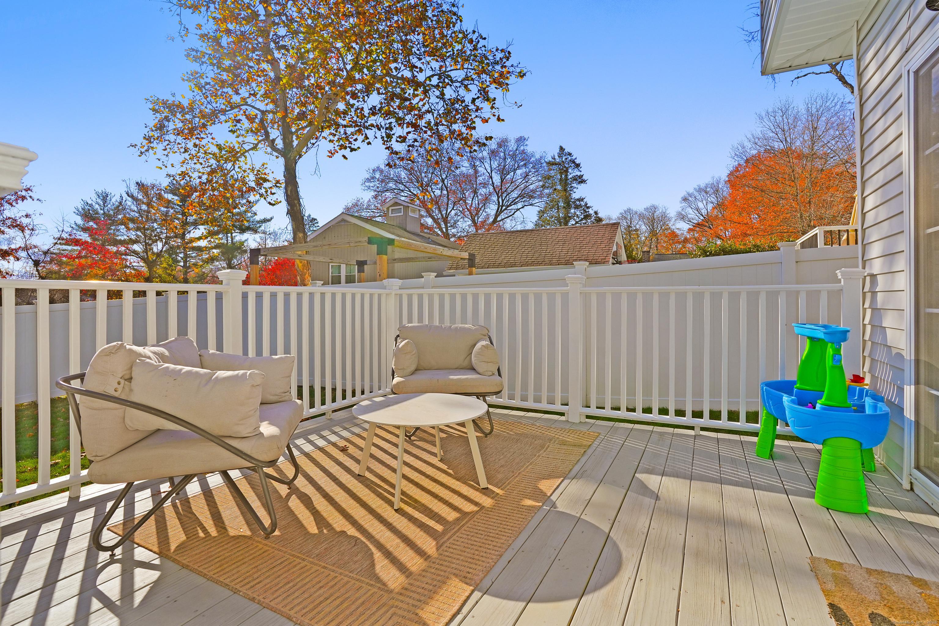 100 Hirsch Road Stamford, CT 06905 - Photo 34 of 39