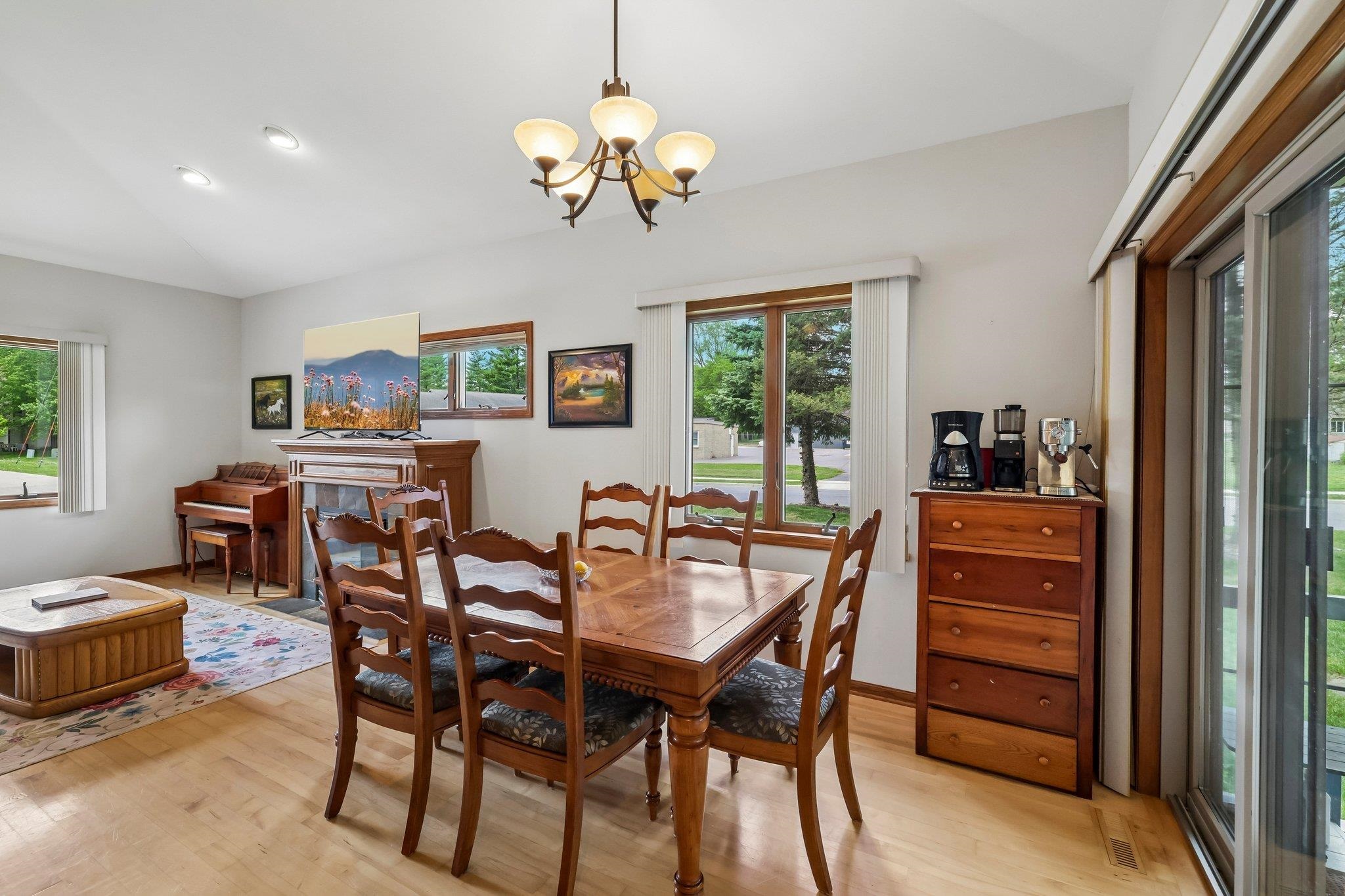 738 8th Street Prairie du Sac, WI 53578 - Photo 11 of 44