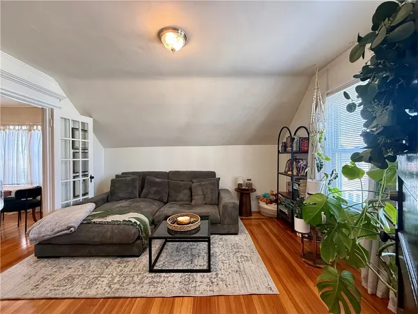 $1,900 | 38 Georgia Avenue, Providence, RI 02905