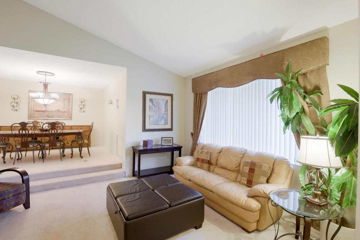 10412 178th Court South Boca Raton, FL 33498 - Photo 3 of 26 20170919215048745566000000-o