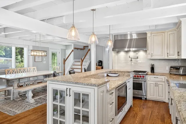 $1,295,000 | 44 Avalon Circle, Barnstable, MA 02655