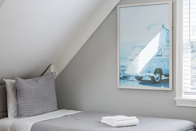 $1,295,000 | 44 Avalon Circle, Barnstable, MA 02655