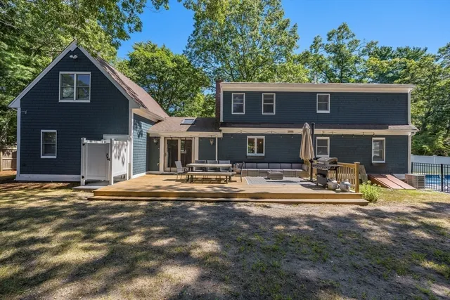 $1,295,000 | 44 Avalon Circle, Barnstable, MA 02655
