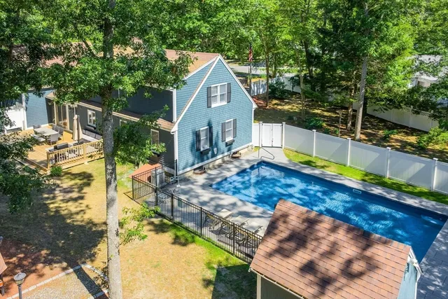 $1,295,000 | 44 Avalon Circle, Barnstable, MA 02655