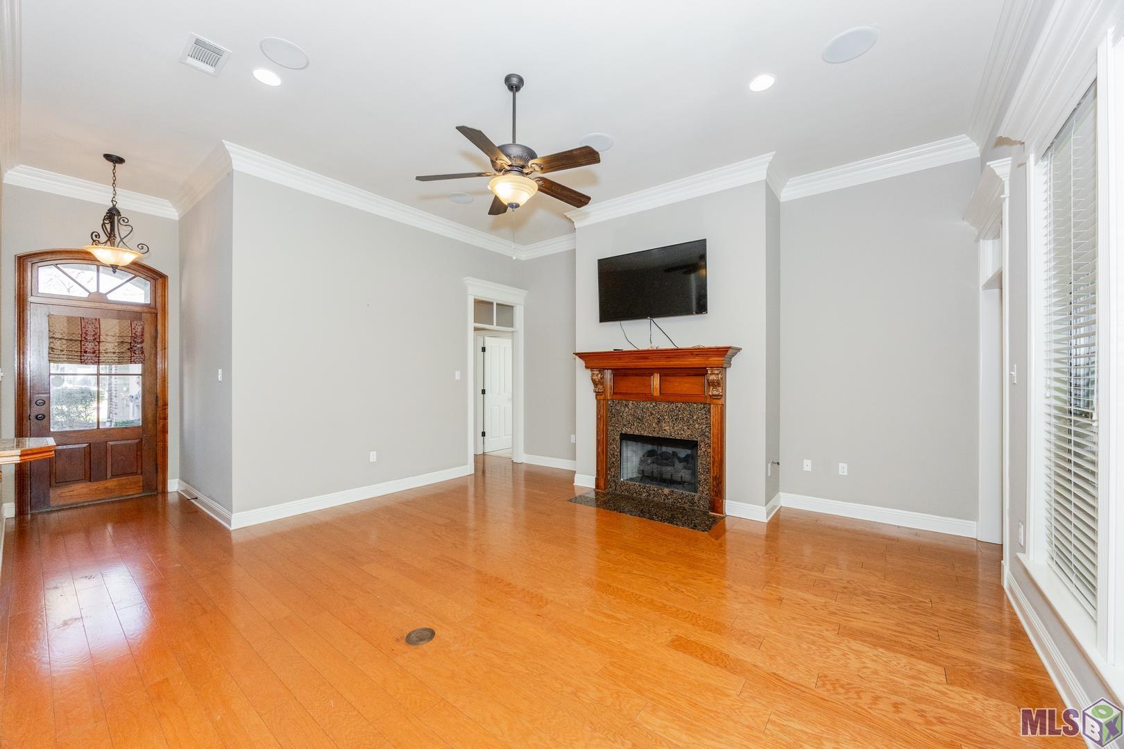 6782 Eliza Drive Addis, LA 70710 - Photo 3 of 28