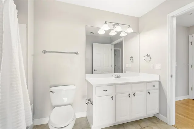 $575,000 | 750 North Tamiami Trail, Unit 1007, Sarasota, FL 34236