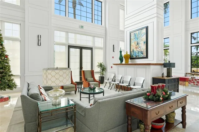 $575,000 | 750 North Tamiami Trail, Unit 1007, Sarasota, FL 34236