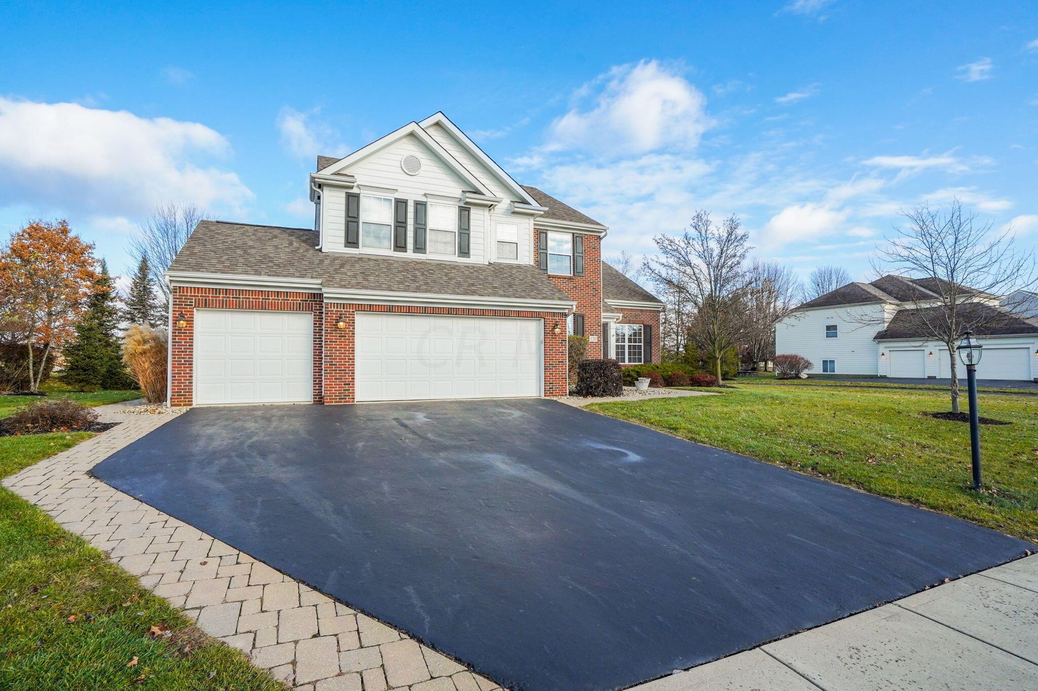 120 Mendolin Way Powell, OH 43065 - Photo 2 of 61 1-web-or-mls-DSC07543
