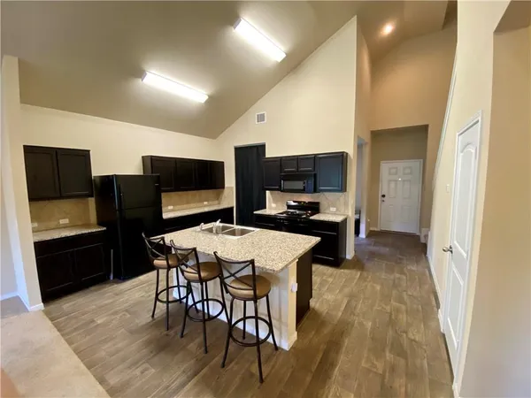 $2,050 | 241 Coleto Creek Loop, Kyle, TX 78640