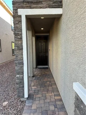 $2,495 | 5584 Jinsha River Street, Las Vegas, NV 89148