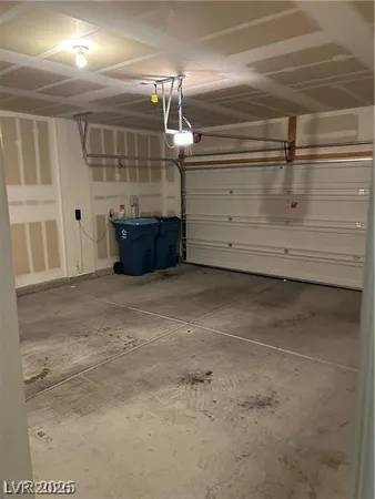 $2,495 | 5584 Jinsha River Street, Las Vegas, NV 89148