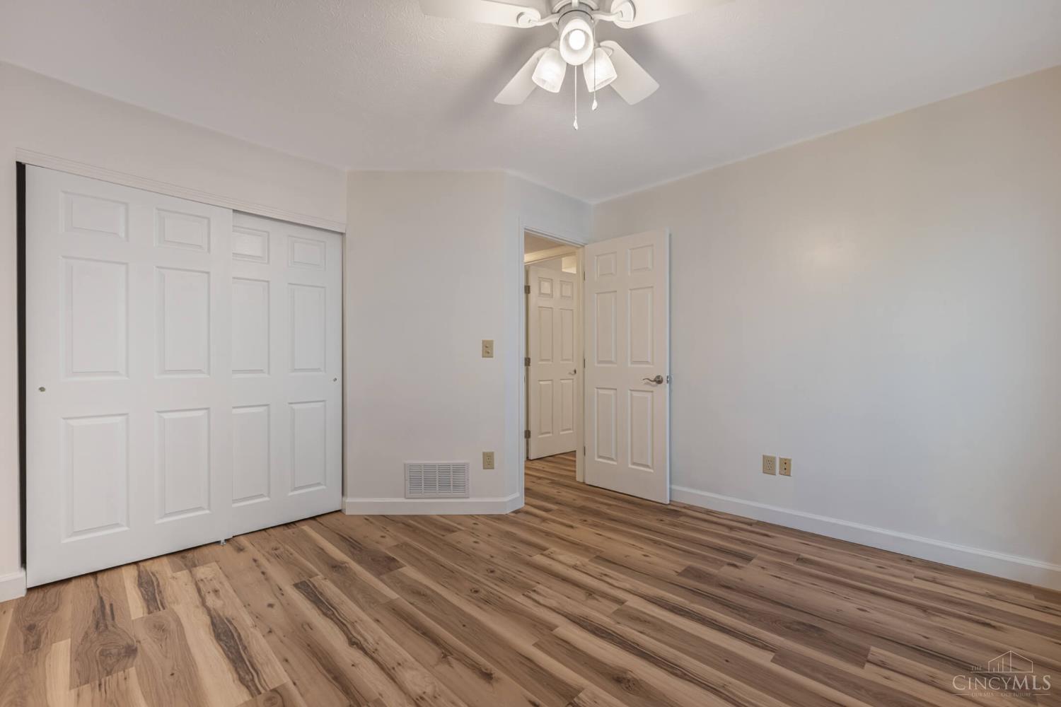 7268 East Galbraith Road, Unit A Cincinnati, OH 45243 - Photo 28 of 39