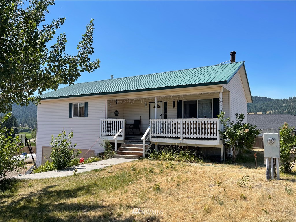 64 Heron Loop Road Republic, WA 99166 - Photo 1 of 29 Gallery Image 1