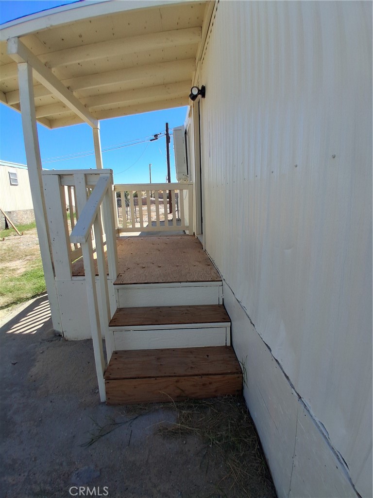4561 Adobe Road, Unit 40 Twentynine Palms, CA 92277 - Photo 7 of 29 a view of entryway