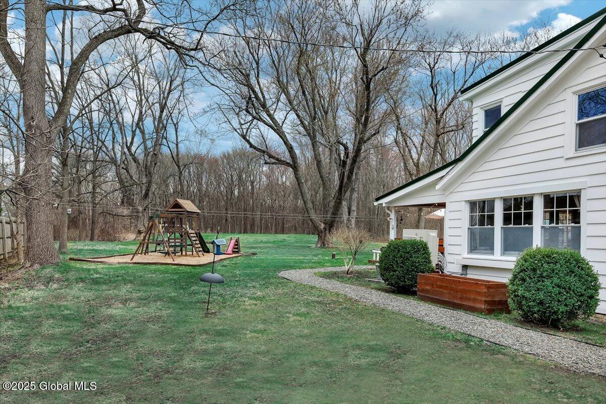 987 Western Road Schodack, NY 12033 - Photo 35 of 48 48-P1343114