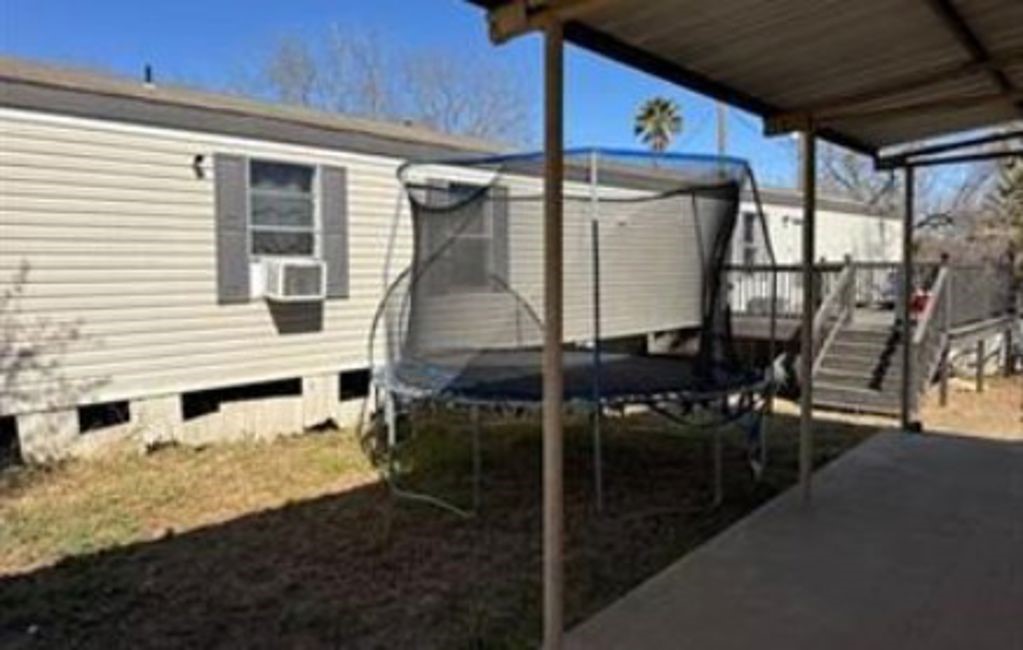 701 Jay Street Cotulla, TX 78014 - Photo 1 of 7