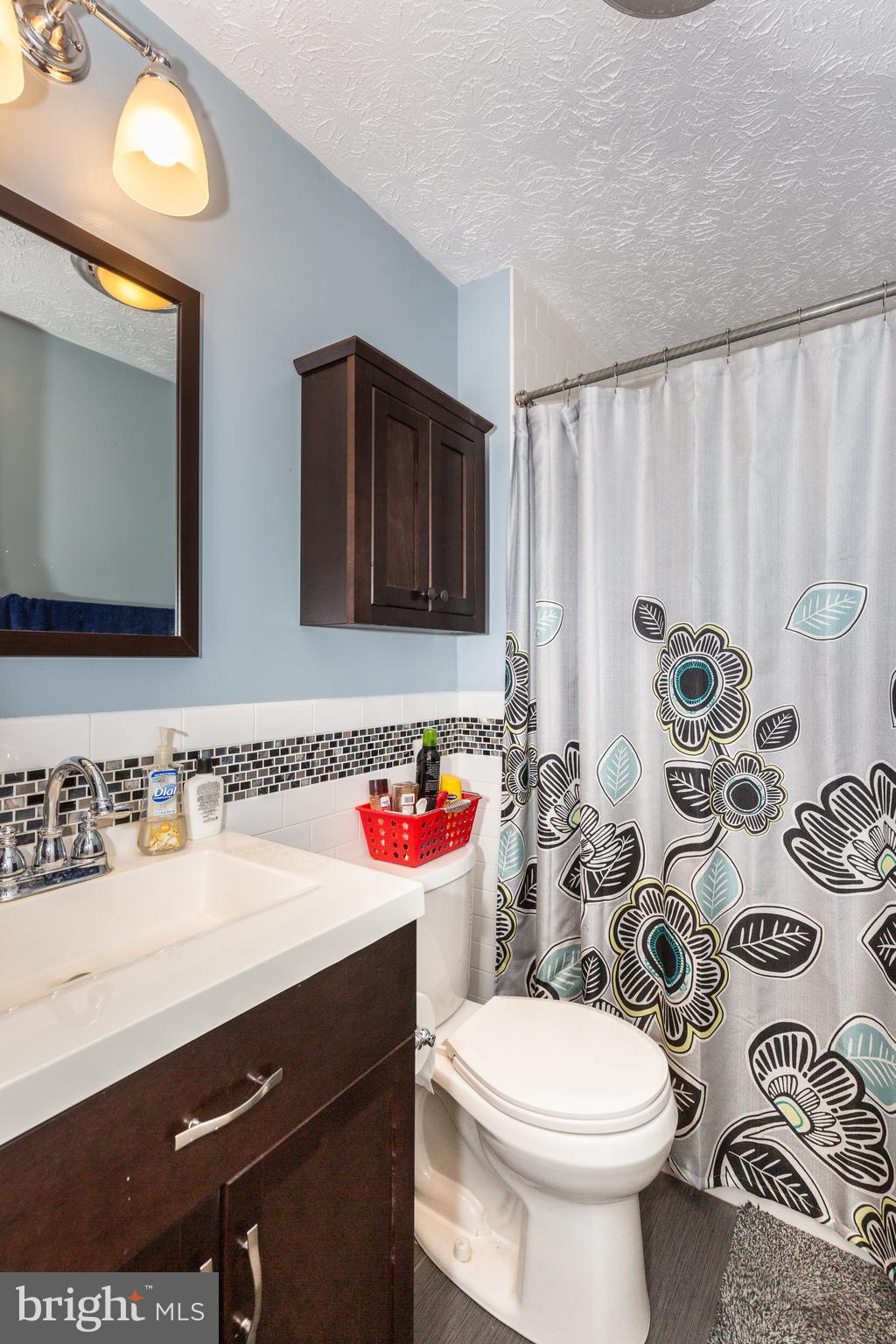 2035 Old Taneytown Road Westminster, MD 21158 - Photo 12 of 47 Primary bath.