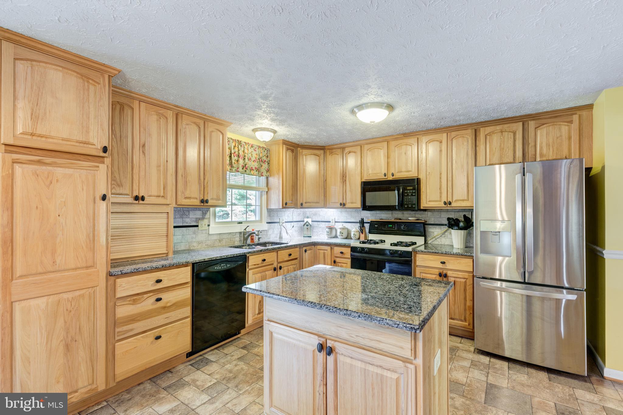 2035 Old Taneytown Road Westminster, MD 21158 - Photo 6 of 47 More cabinet space than you've ever seen before!