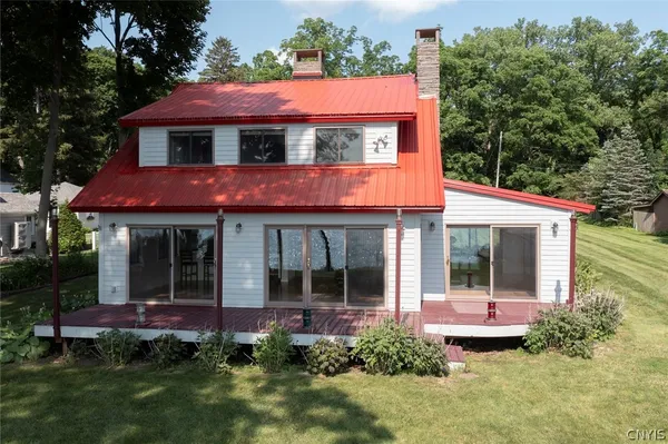 $2,900,000 | 2761 East Lake Road, Skaneateles, NY 13152
