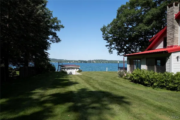$2,900,000 | 2761 East Lake Road, Skaneateles, NY 13152