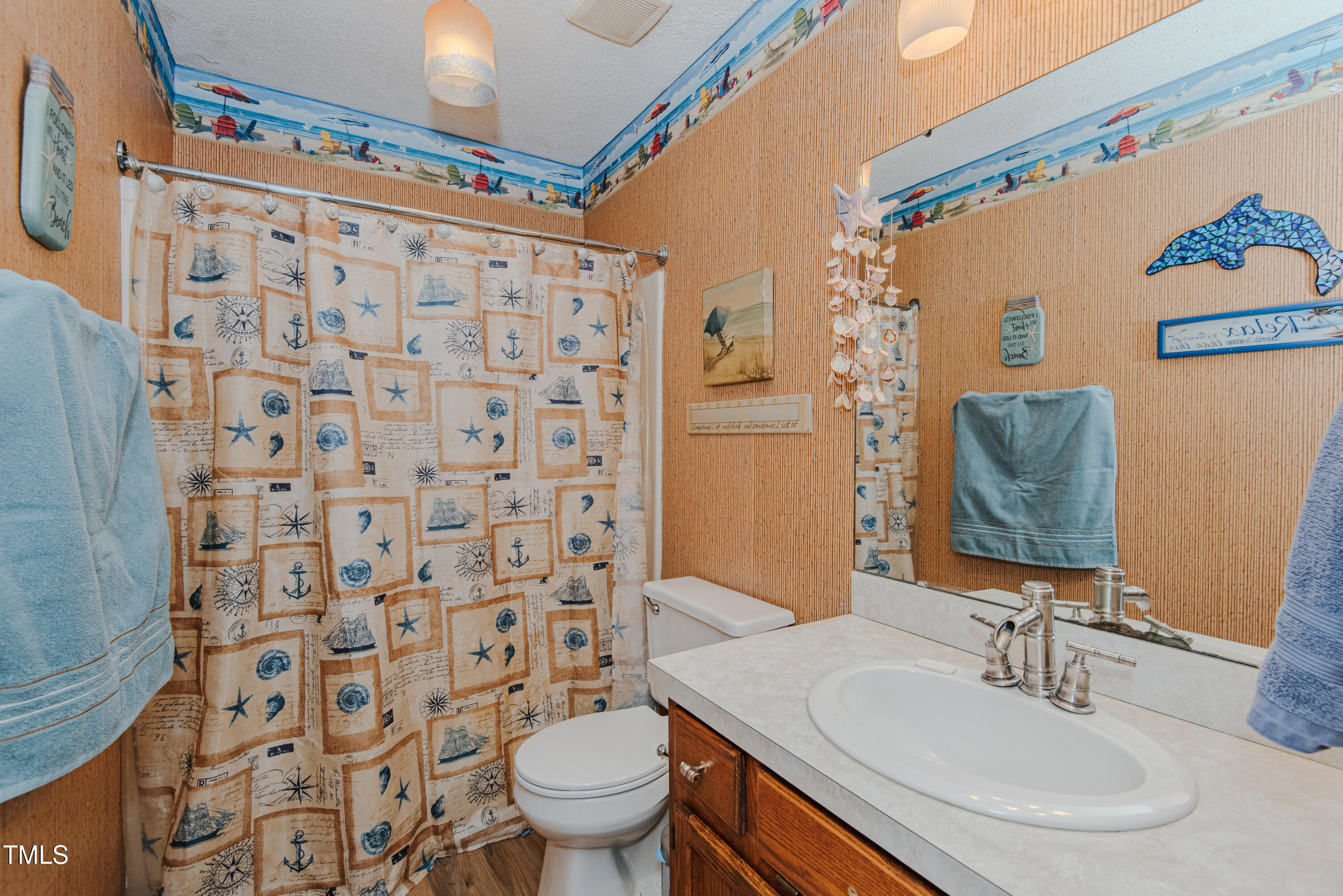 403 Rolling Road Haw River, NC 27258 - Photo 27 of 27 hall bath