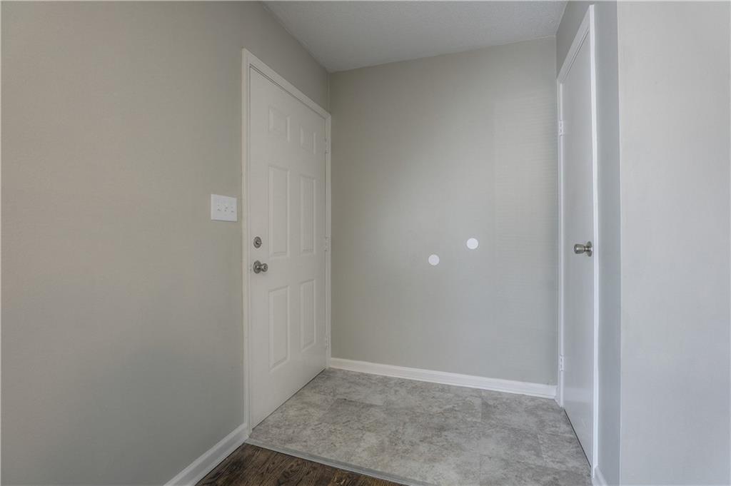1 Northwest Walnut Street Lee's Summit, MO 64063 - Photo 11 of 38
