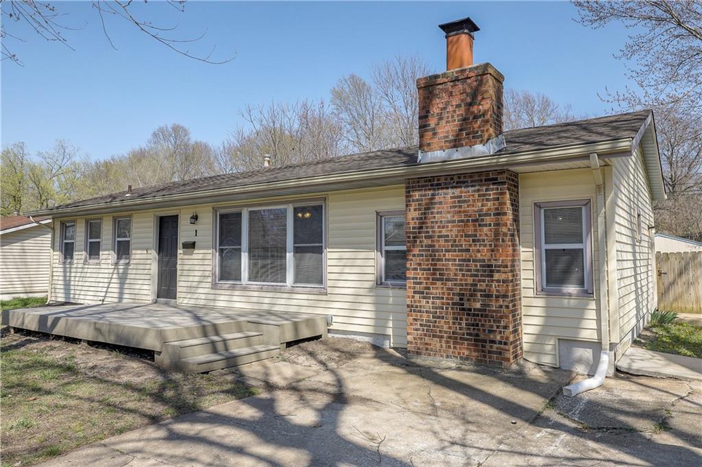 1 Northwest Walnut Street Lee's Summit, MO 64063 - Photo 2 of 38