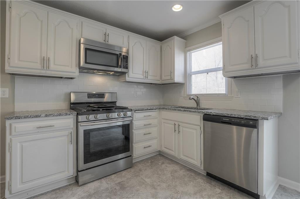 1 Northwest Walnut Street Lee's Summit, MO 64063 - Photo 23 of 38
