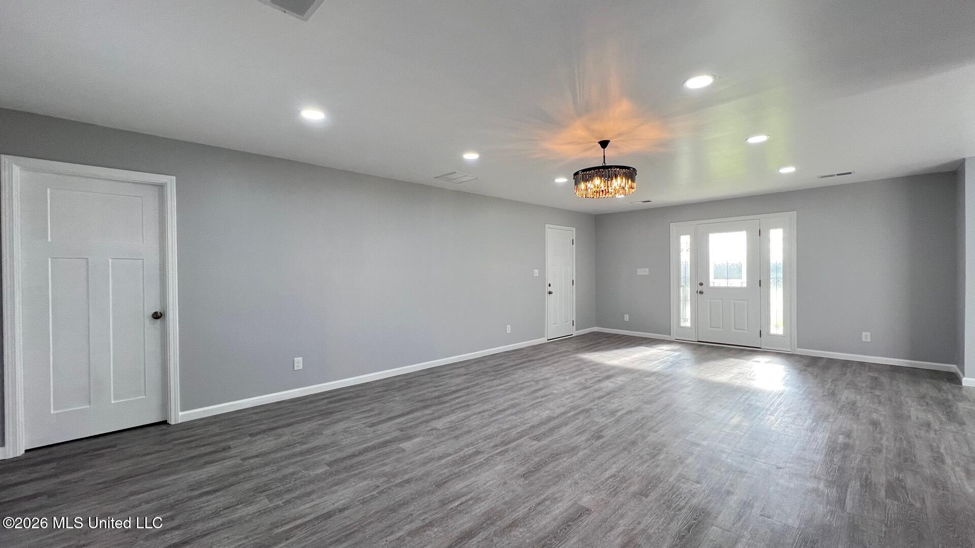 7381 Getwell Road Southaven, MS 38672 - Photo 6 of 18 Great Room