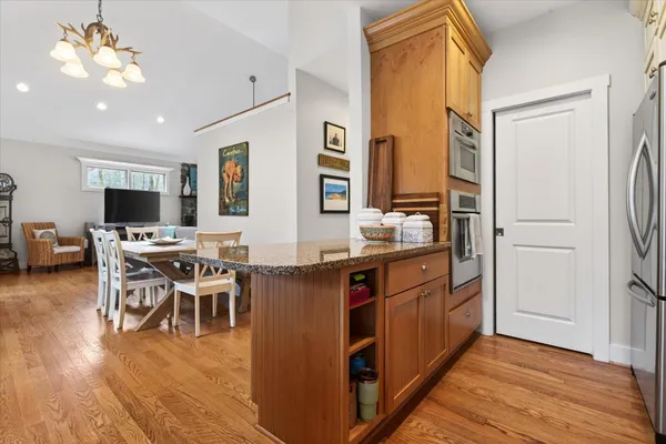 $825,000 | 18567 Chase Lane, New Buffalo, MI 49117