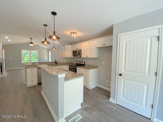 756 Bear Road Benson, NC 27504 - Photo 11 of 25 C dd Kitchen
