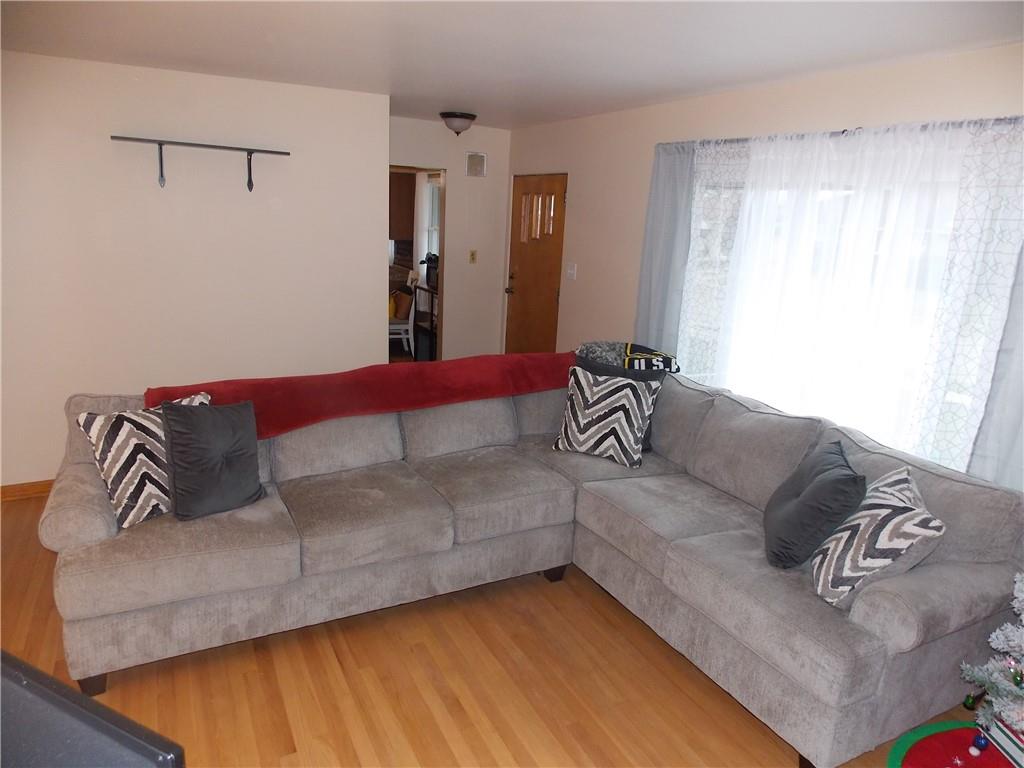 2338 Ritchie Street Aliquippa, PA 15001 - Photo 3 of 20 Gallery Image 3