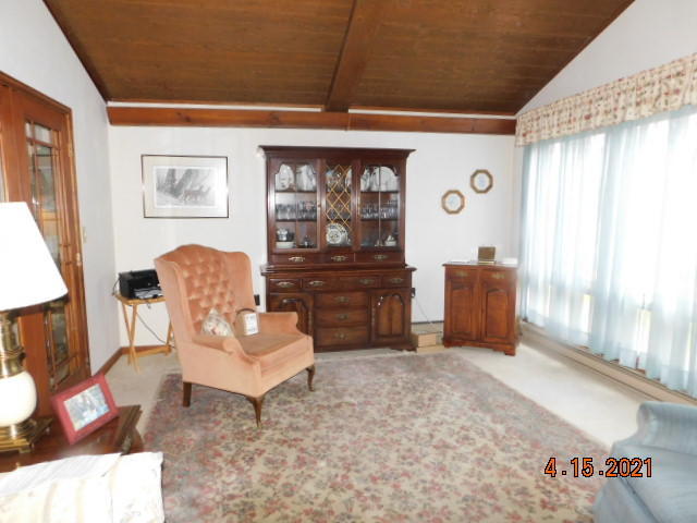 313 Orchard Road Swiftwater, PA 18370 - Photo 16 of 40 Living Room w/Cathedral