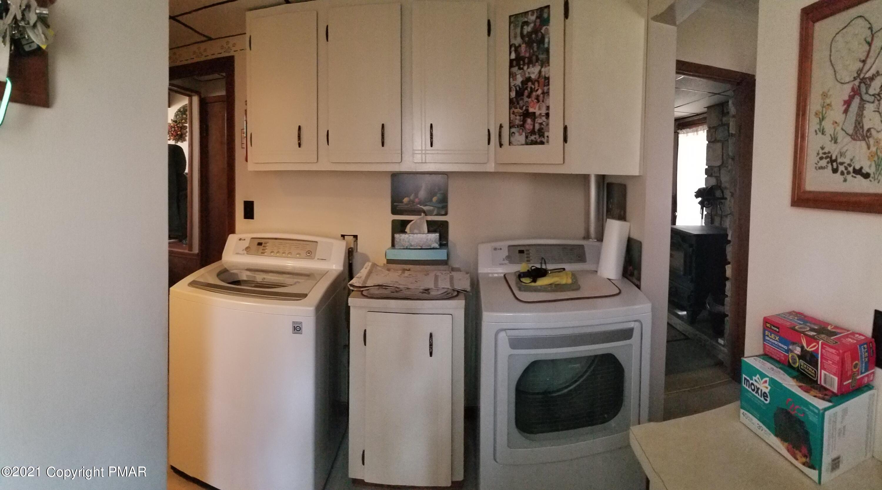 313 Orchard Road Swiftwater, PA 18370 - Photo 34 of 40 Laundry/Mud Room